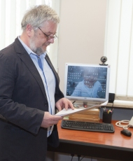 Prof. dr hab. Mariusz Papp