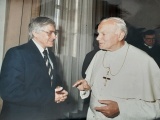  Profesor Jerzy Vetulani (1936-2017) na audiencji u Św. Jana Pawła II w Watykanie